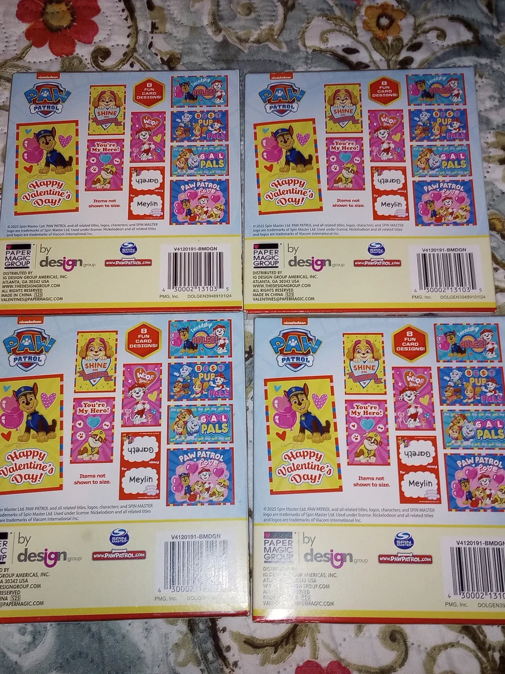 Paw Patrol set paw